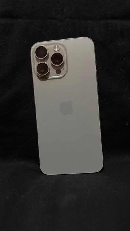 Продается Iphone 15 Pro Max Продается Iphone 15 Pro Max