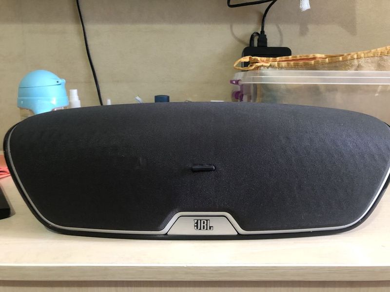 Проводная колонка JBL Проводная колонка JBL