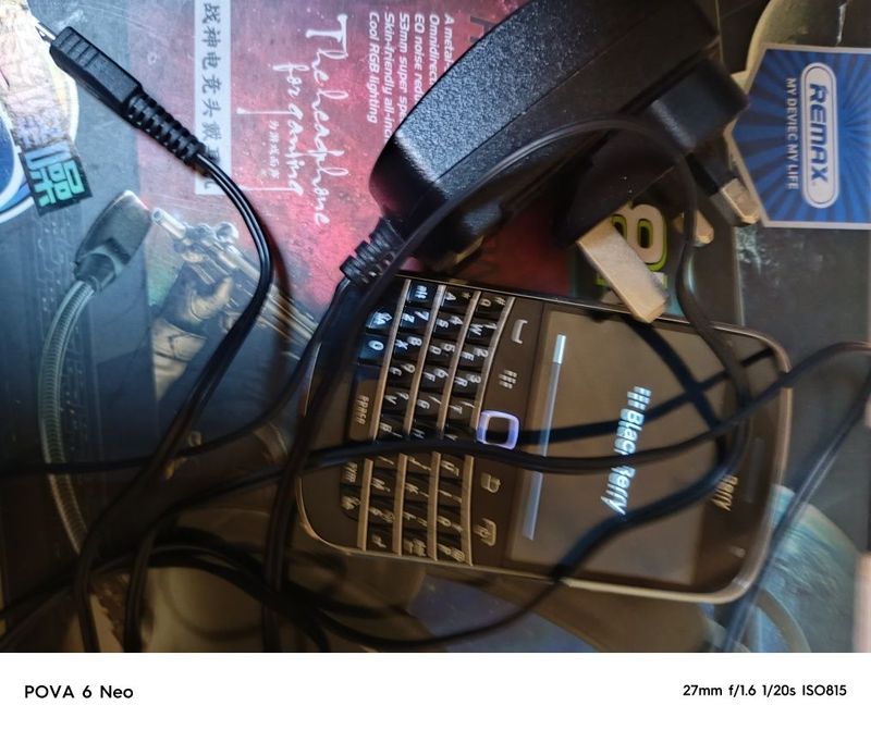 Продам телефон Blackberry 9900 Продам телефон Blackberry 9900