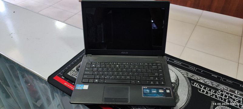Noutbook Asus X84L Noutbook Asus X84L