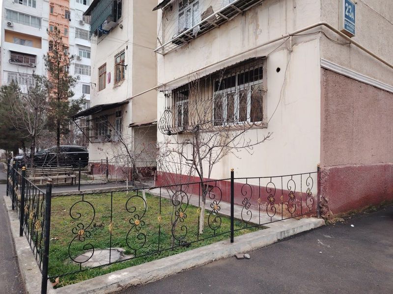 Бектемир туман, Водник дахасида срочно квартира сотилади Бектемир туман, Водник дахасида срочно квартира сотилади