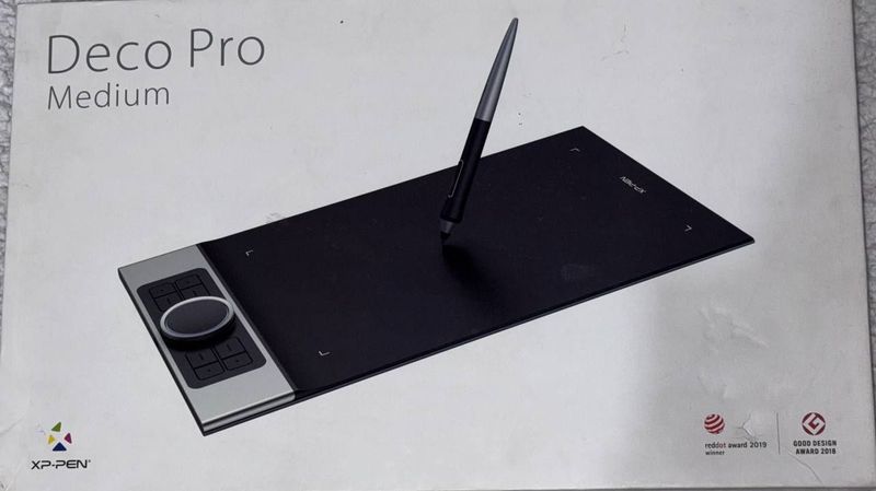 XP-Pen Deco Pro Medium grafik chizish plansheti XP-Pen Deco Pro Medium grafik chizish plansheti