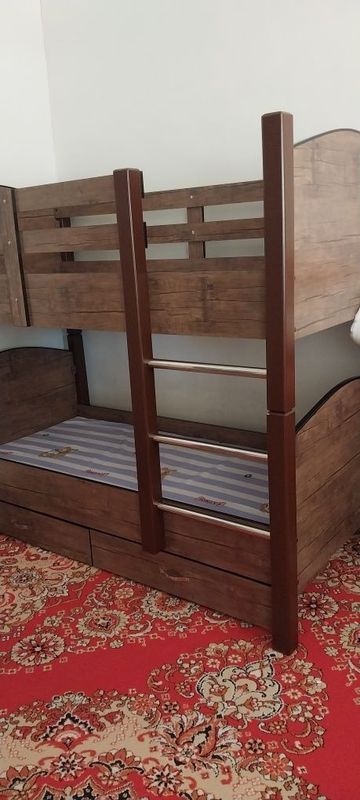Икки этажли кровать Икки этажли кровать