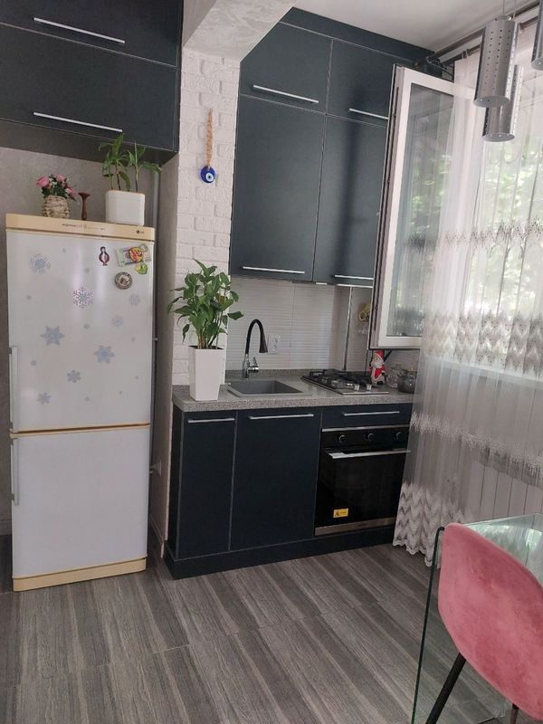 Аренда 1в2-х, Ялонгач, Институт Культуры 350$ Аренда 1в2-х, Ялонгач, Институт Культуры 350$
