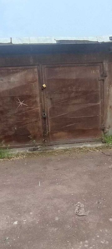 Продаётся гараж. Нурафшон( Той тепа) в микрорайоне Продаётся гараж. Нурафшон( Той тепа) в микрорайоне