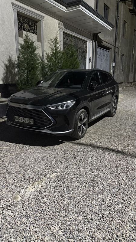 BYD Song Plus Gibrid 2023 yil BYD Song Plus Gibrid 2023 yil