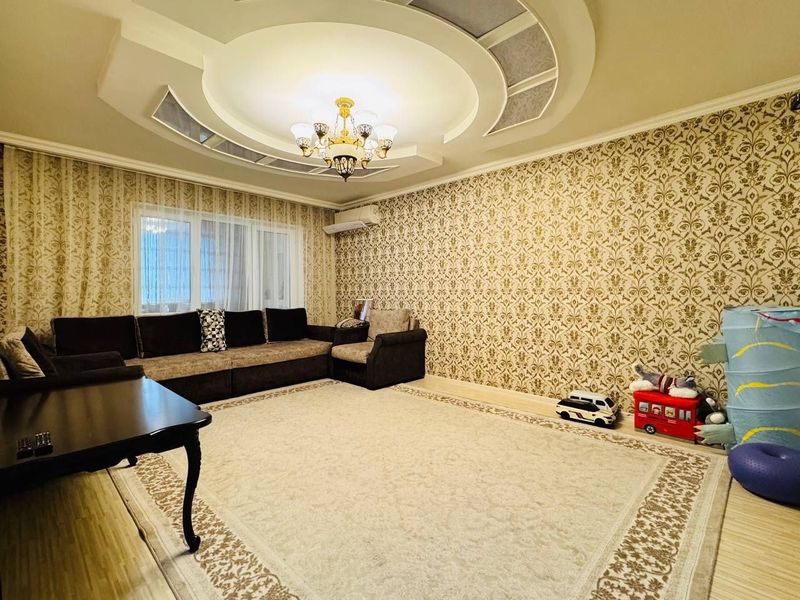 Kvartira продается 3/4/4 рядом с Посольством Польши