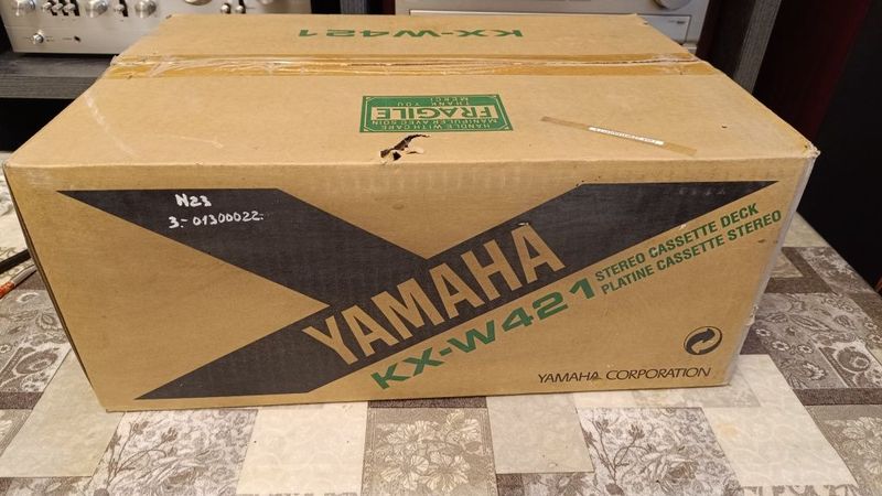Двухкасетник Ямаха kx-w421 Двухкасетник Ямаха kx-w421