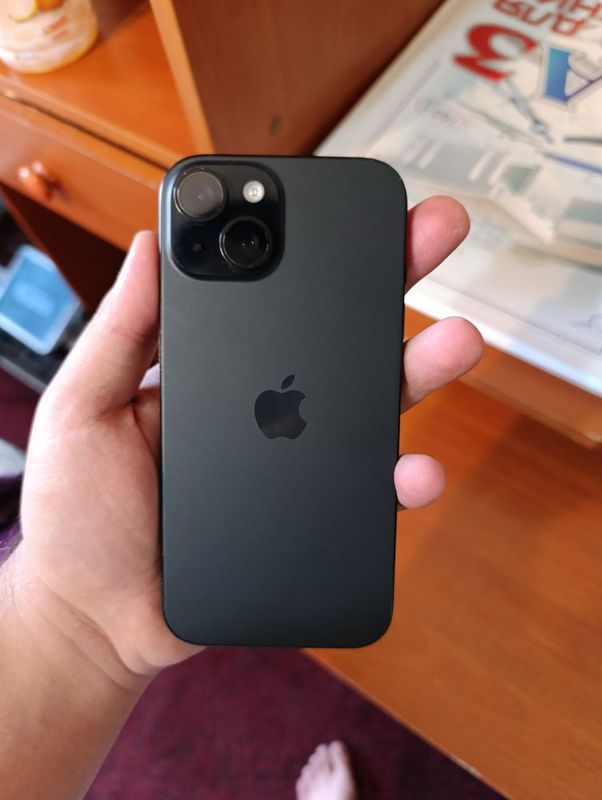 Iphone 15 в идеальном состоянии Iphone 15 в идеальном состоянии