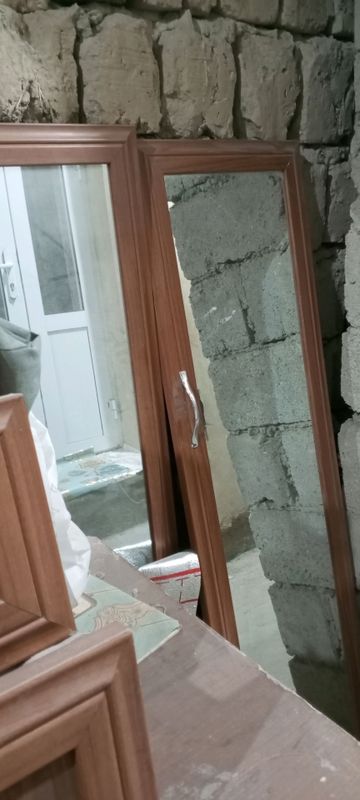 6 eshikli Shifaner, divan va servan sotiladi 6 eshikli Shifaner, divan va servan sotiladi