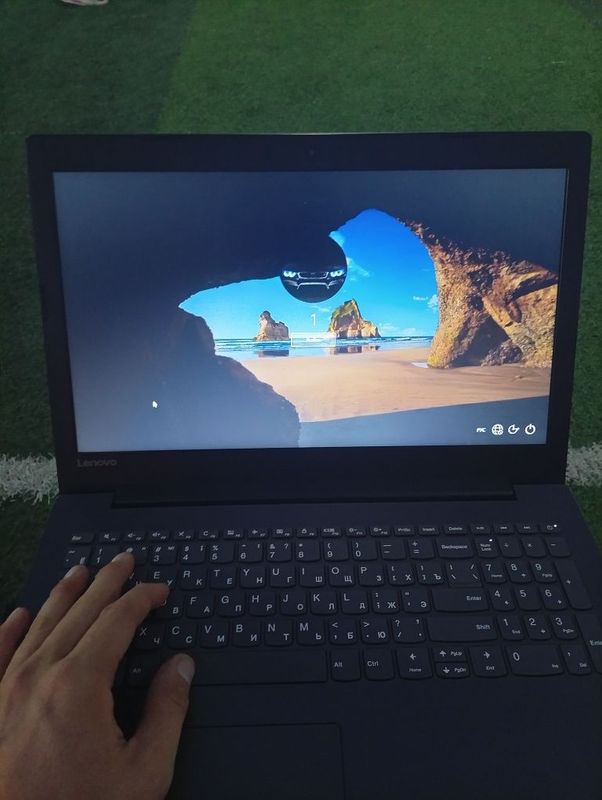 Lenovo noutbuk 1000
