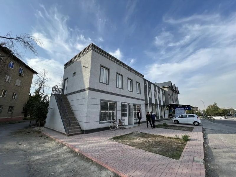 Бизнес сотилади 2 этажли Бизнес сотилади 2 этажли