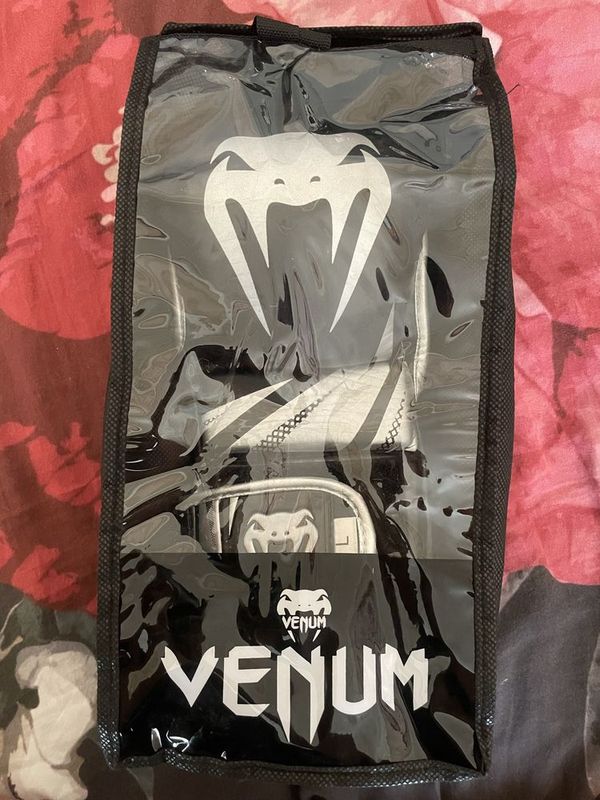 перчатка для смешанных единоборств (MMA) Venum Challenger 3.0. перчатка для смешанных единоборств (MMA) Venum Challenger 3.0.