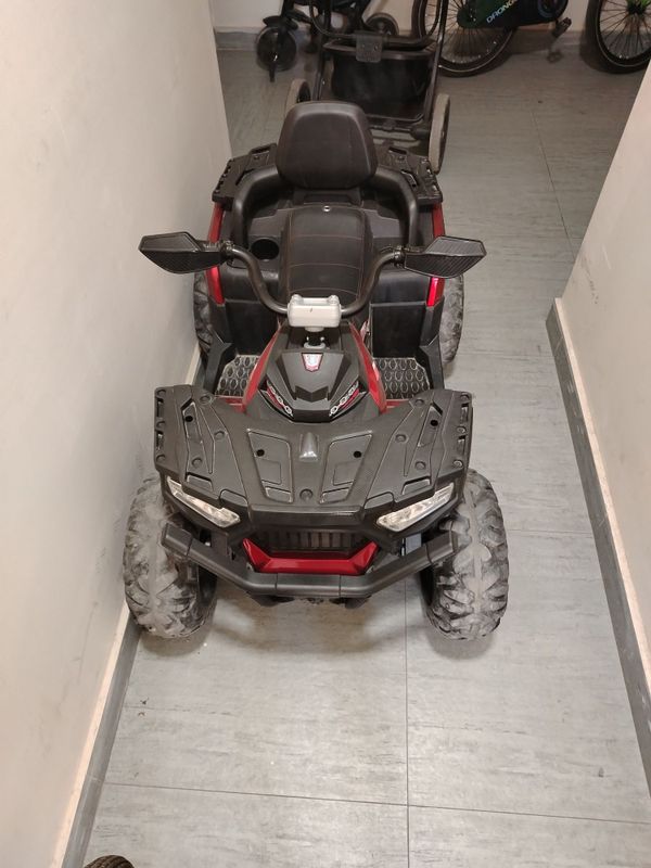 Kvadratsikl sotiladi 200$ Kvadratsikl sotiladi 200$