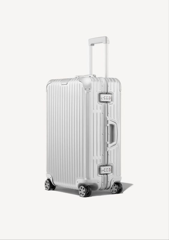 Чемоданы Rimowa (алюминиевые, премиум качество) Чемоданы Rimowa (алюминиевые, премиум качество)