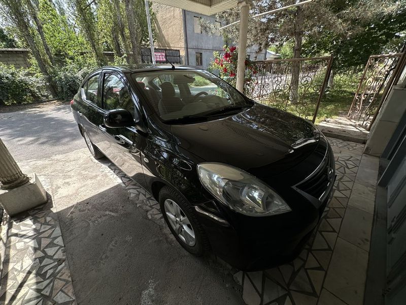 Срочно продам nissan sunny 2012 годав идеальном состоянии краска 100% Срочно продам nissan sunny 2012 годав идеальном состоянии краска 100%