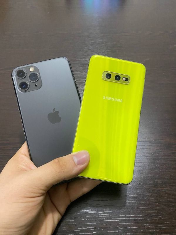 iphone 11 pro Samsung s10e skidkada