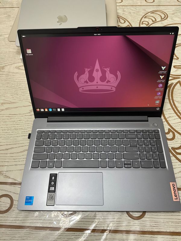 Lenova Ideapad slim 3 core i-512450H 16/512