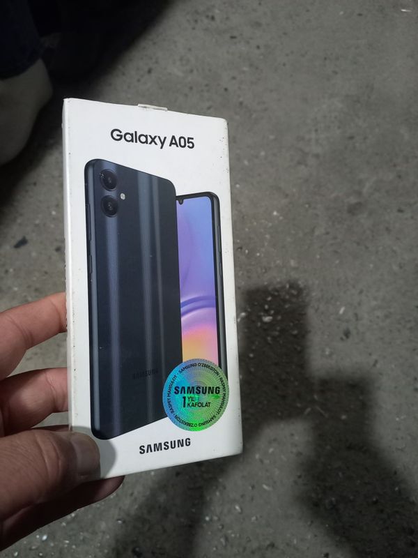 A05 samsung ideal holati yangi tiniq 128GB hotirasi rangi qora. A05 samsung ideal holati yangi tiniq 128GB hotirasi rangi qora.