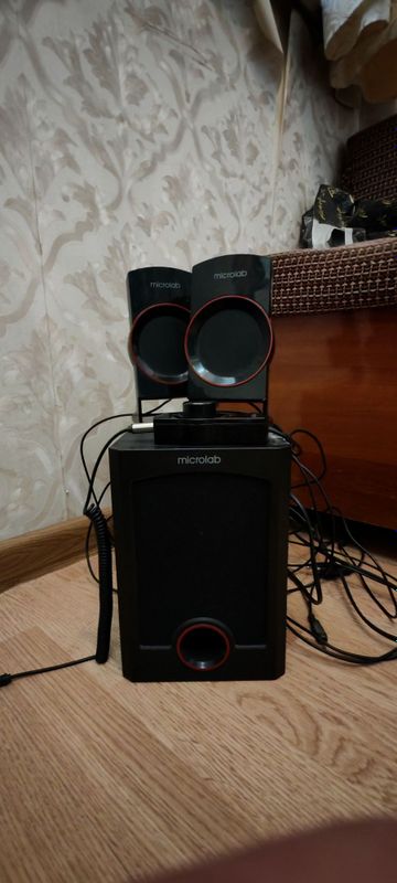 Санбуфер и колонки mikrolab 150 000