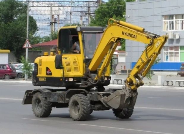 Мини экскаватор 555