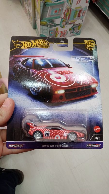 Продам Hot wheels premium