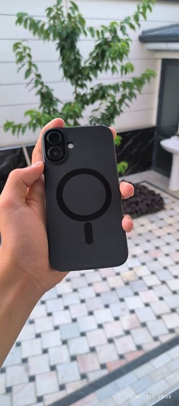 Iphone Xr 16 korpusda ideal Iphone Xr 16 korpusda ideal