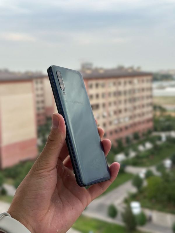 Samsung Galaxy A50 Samsung Galaxy A50