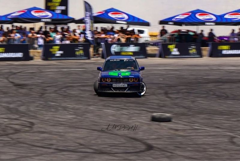 BMW E30 drift style BMW E30 drift style