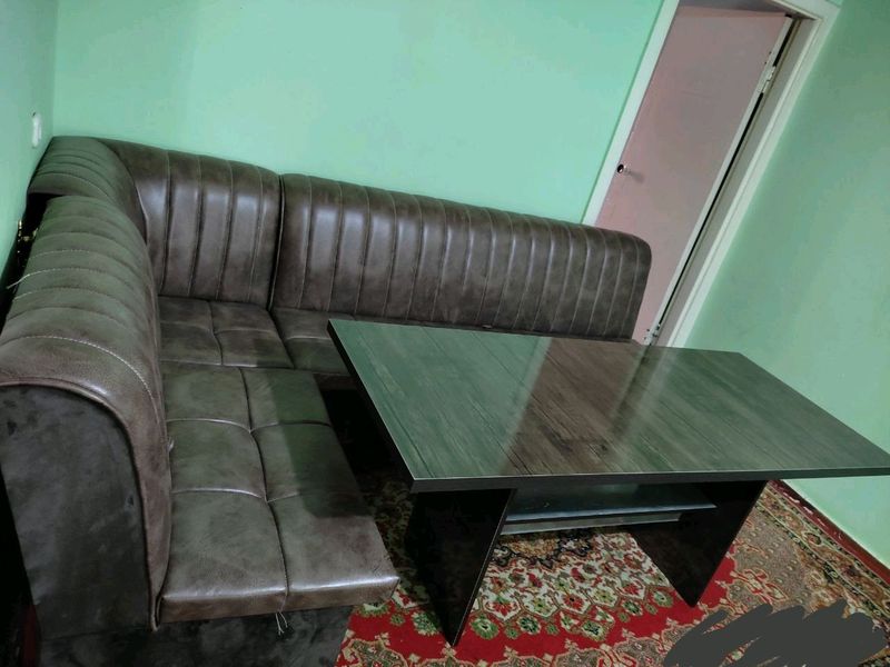 Ugalok xolati judayam yaxwi 4ta pufigi bor Ugalok xolati judayam yaxwi 4ta pufigi bor