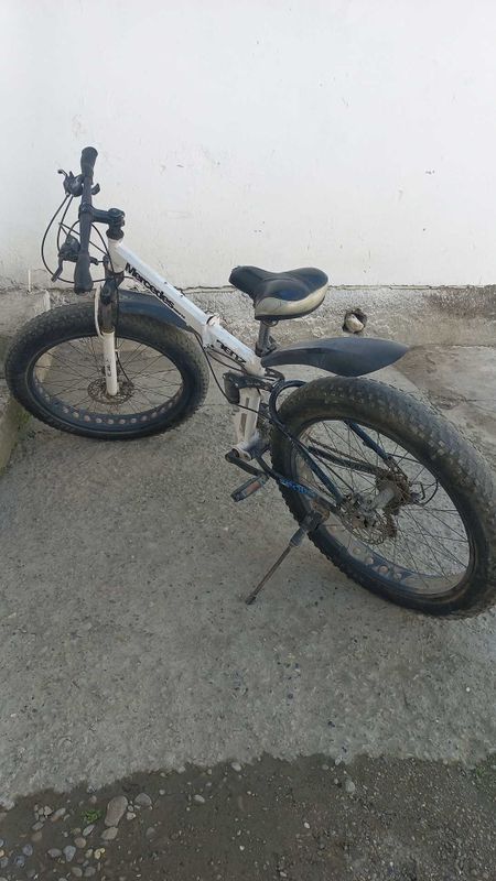 Velosiped sotiladi Velosiped sotiladi