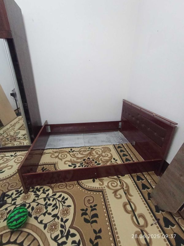 Срочно продам кровать