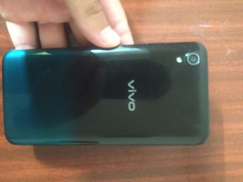 Vivo y1 sotiladi