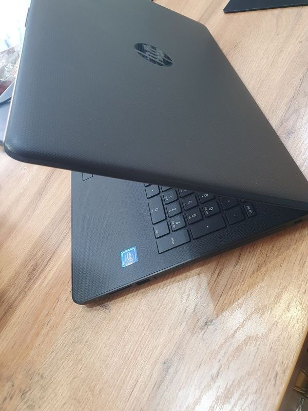 hp noutbook 4gb/512gb hp noutbook 4gb/512gb