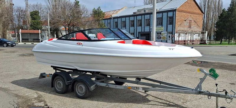 Касатка VT 575 НОВЫЙ скоростной катер (цена без мотора) Касатка VT 575 НОВЫЙ скоростной катер (цена без мотора)
