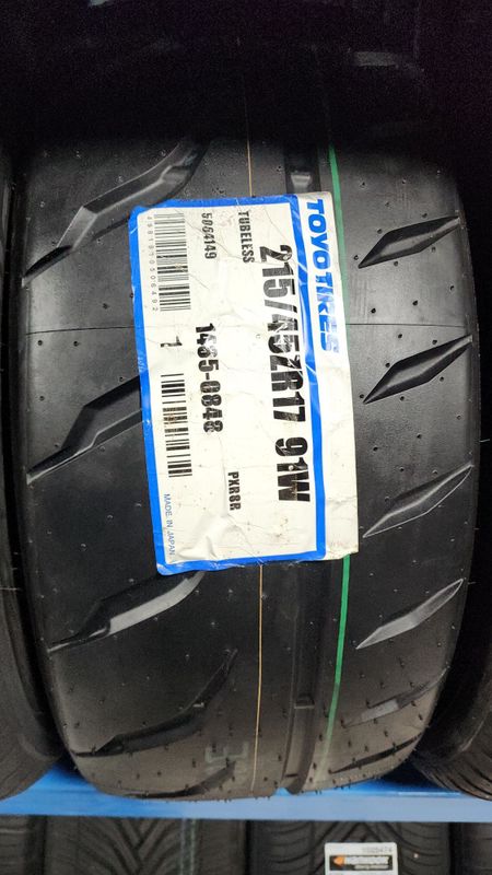 Toyo PXR8R 215/45r17