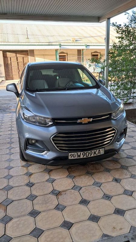 Trekker 1 1-pozitsiya