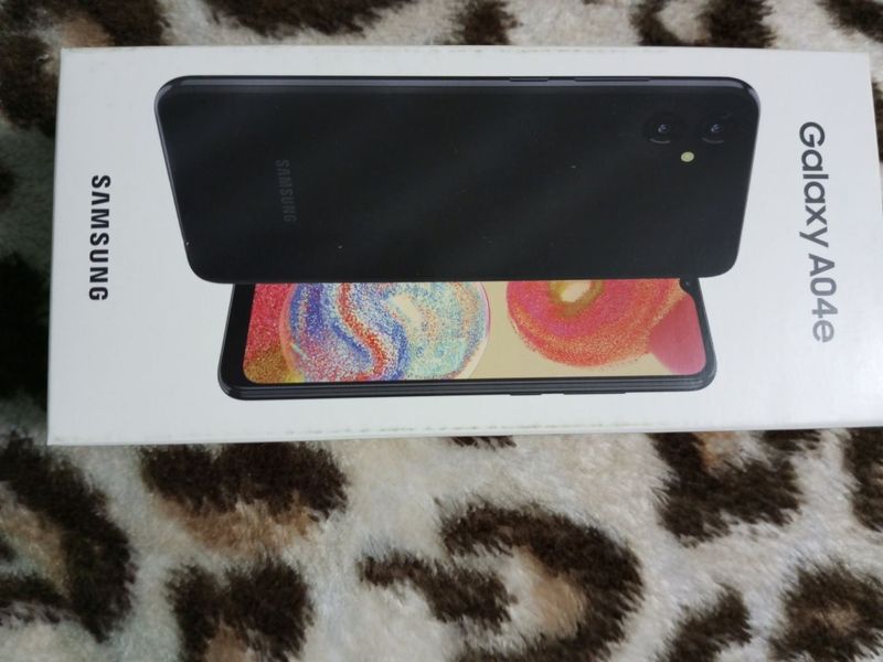 Samsung A04e 32gb xotira