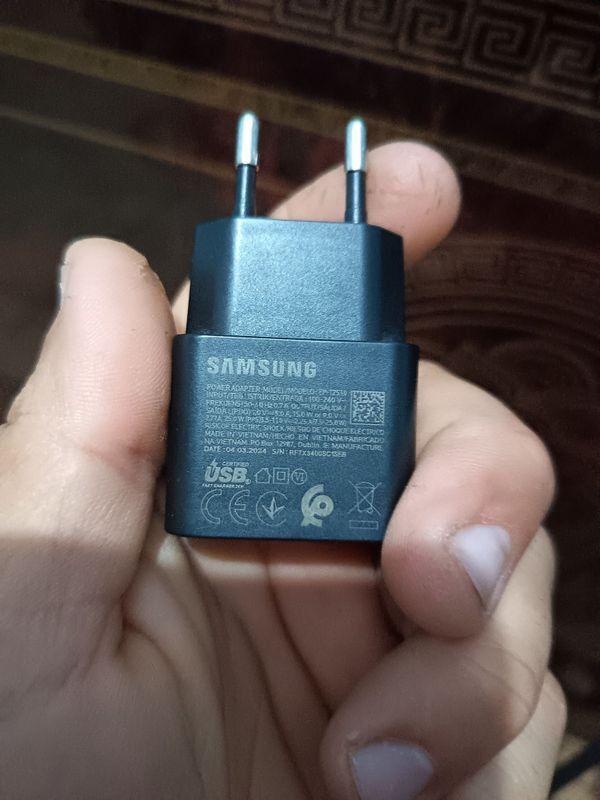 Адаптер супер быстрая зарядка 25W Адаптер супер быстрая зарядка 25W