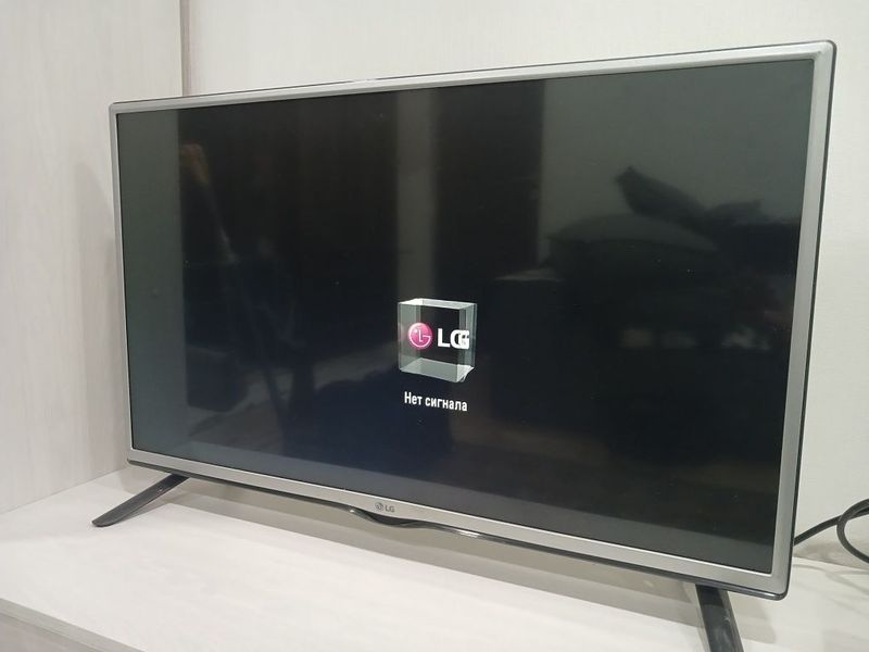 Телевизор LG 32 дюйма в отличном состоянии Телевизор LG 32 дюйма в отличном состоянии