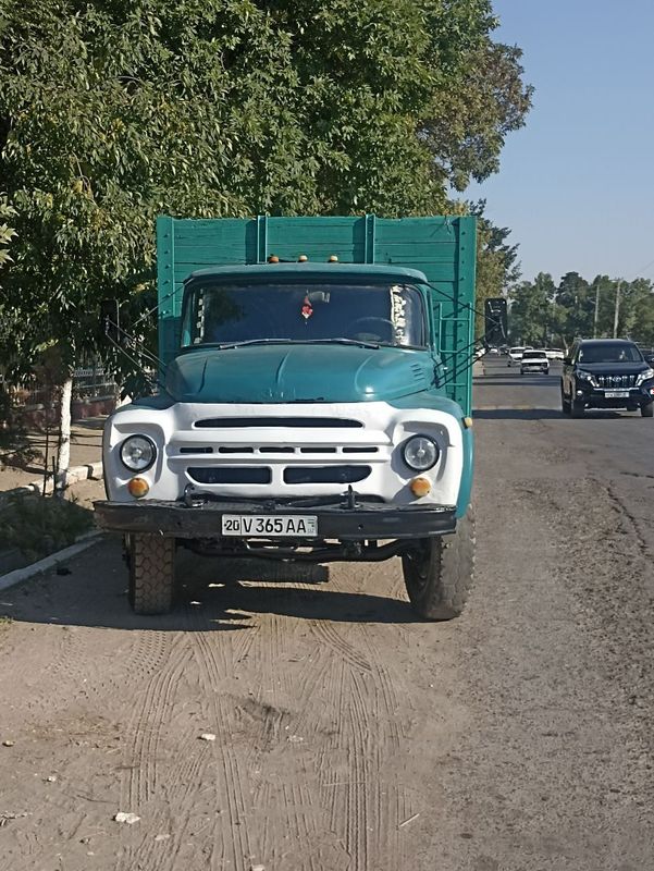 Зил 130 бартавой Зил 130 бартавой