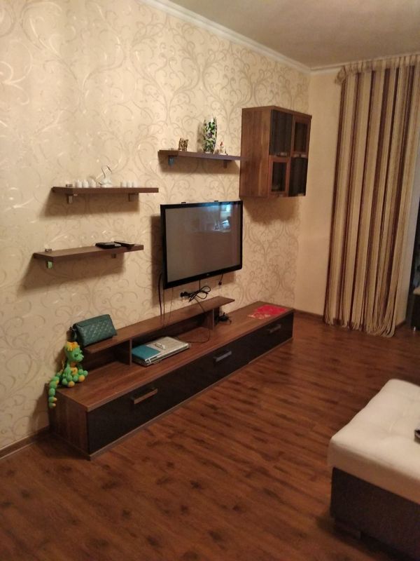 1-комнатная квартира, ул. Локомотивная (ориентир - Авиагородок).. 1-комнатная квартира, ул. Локомотивная (ориентир - Авиагородок)..