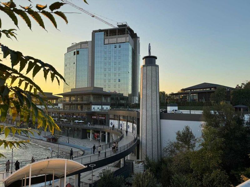 Продажа Коммерческого помещения в БЦ Seoul Moon 1280 кв.м., 2500 кв.м.