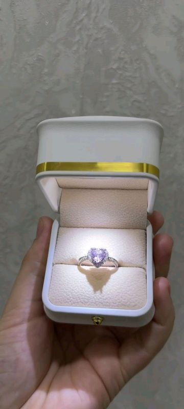 Ayollar uchun Pandora uzuk Ayollar uchun Pandora uzuk