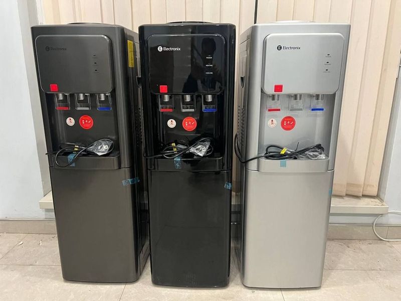 Kuler Elektronix Freon kompressorli 3 ta knopkali garantiya 1 yil Kuler Elektronix Freon kompressorli 3 ta knopkali garantiya 1 yil