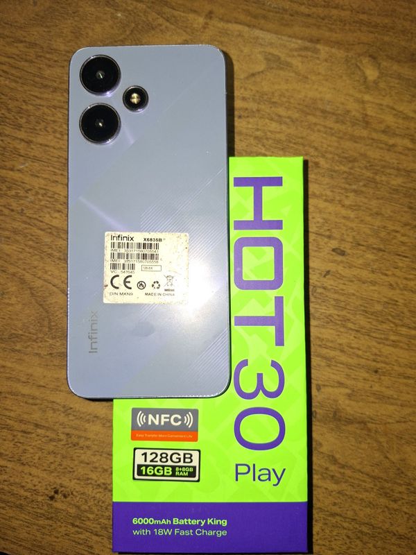 Infinix Hot 30 Play 8+8/128 gb Infinix Hot 30 Play 8+8/128 gb