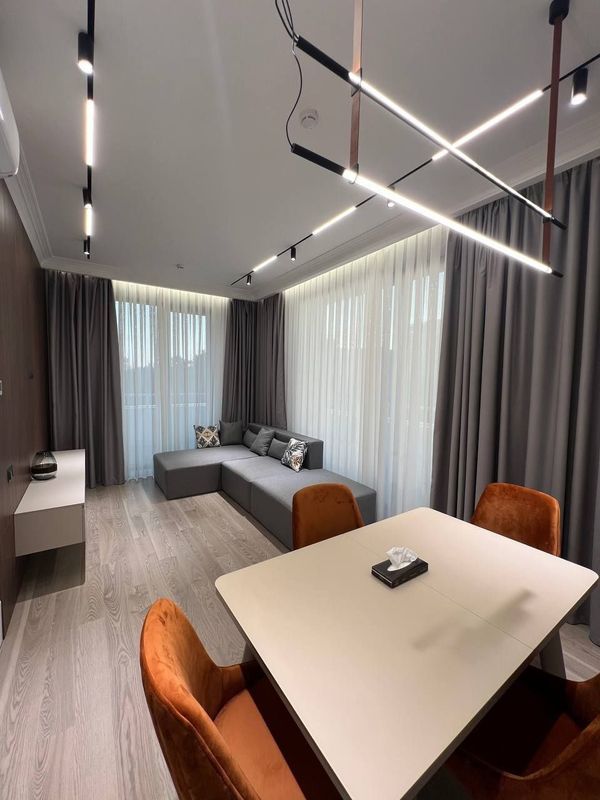 Сдается 3х ком квартира, ЖК Инфинити, ор-р: кафе Эфенди, 88 м²