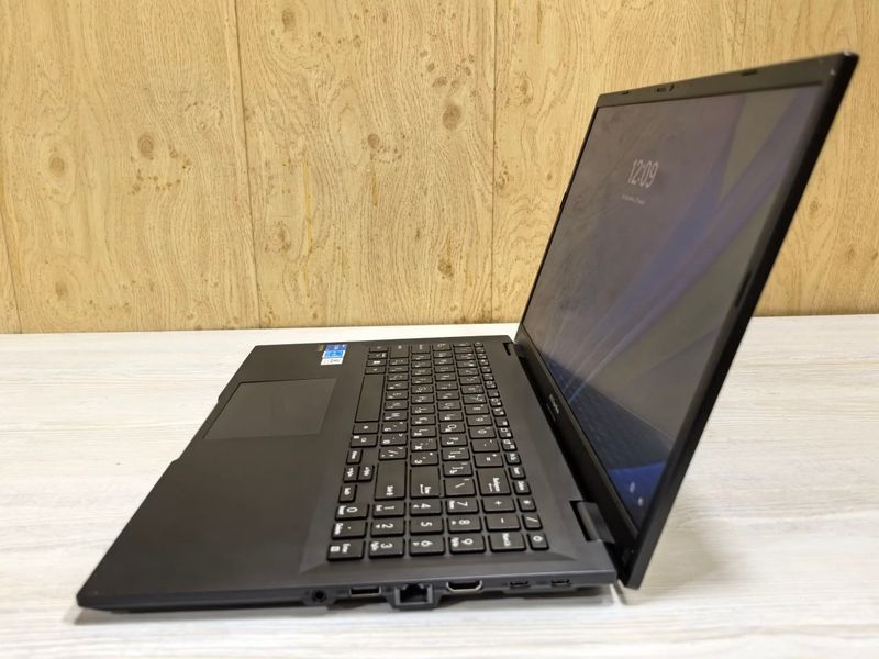Продается ноутбук Asus Expertbook Продается ноутбук Asus Expertbook