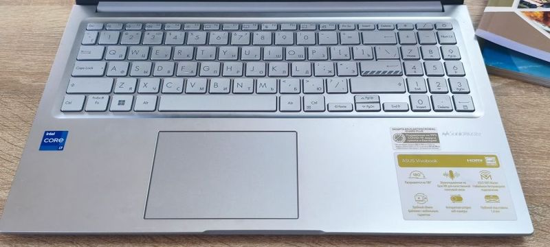 Asus vivobook 15 Intel Core i7