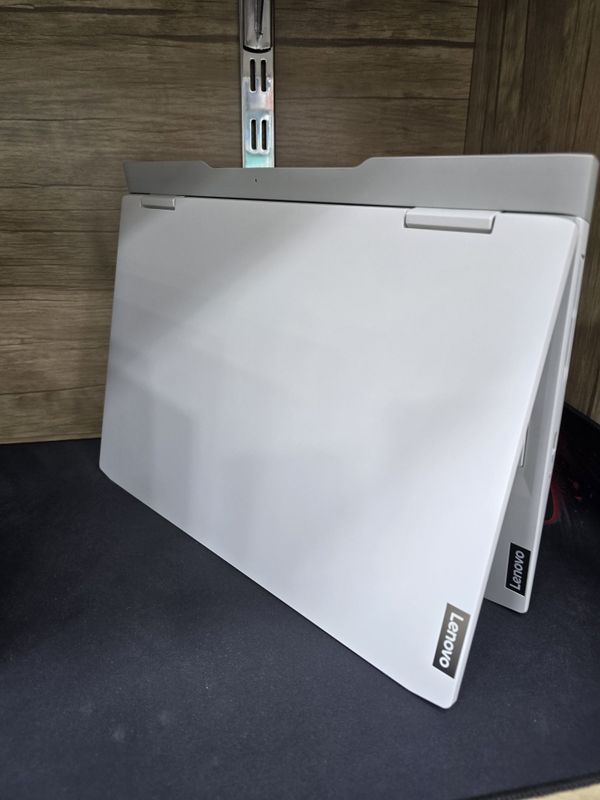 Lenovo IdeaPad Gaming 3 Lenovo IdeaPad Gaming 3
